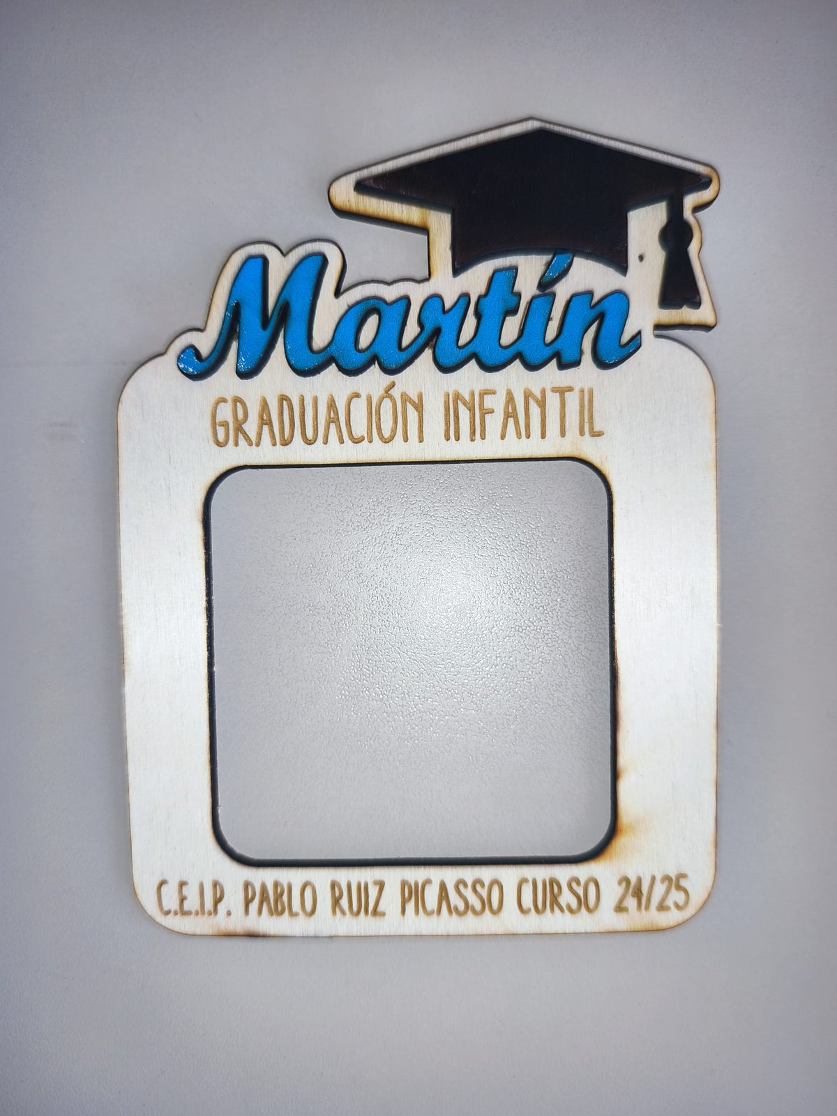 Marco imán graduación